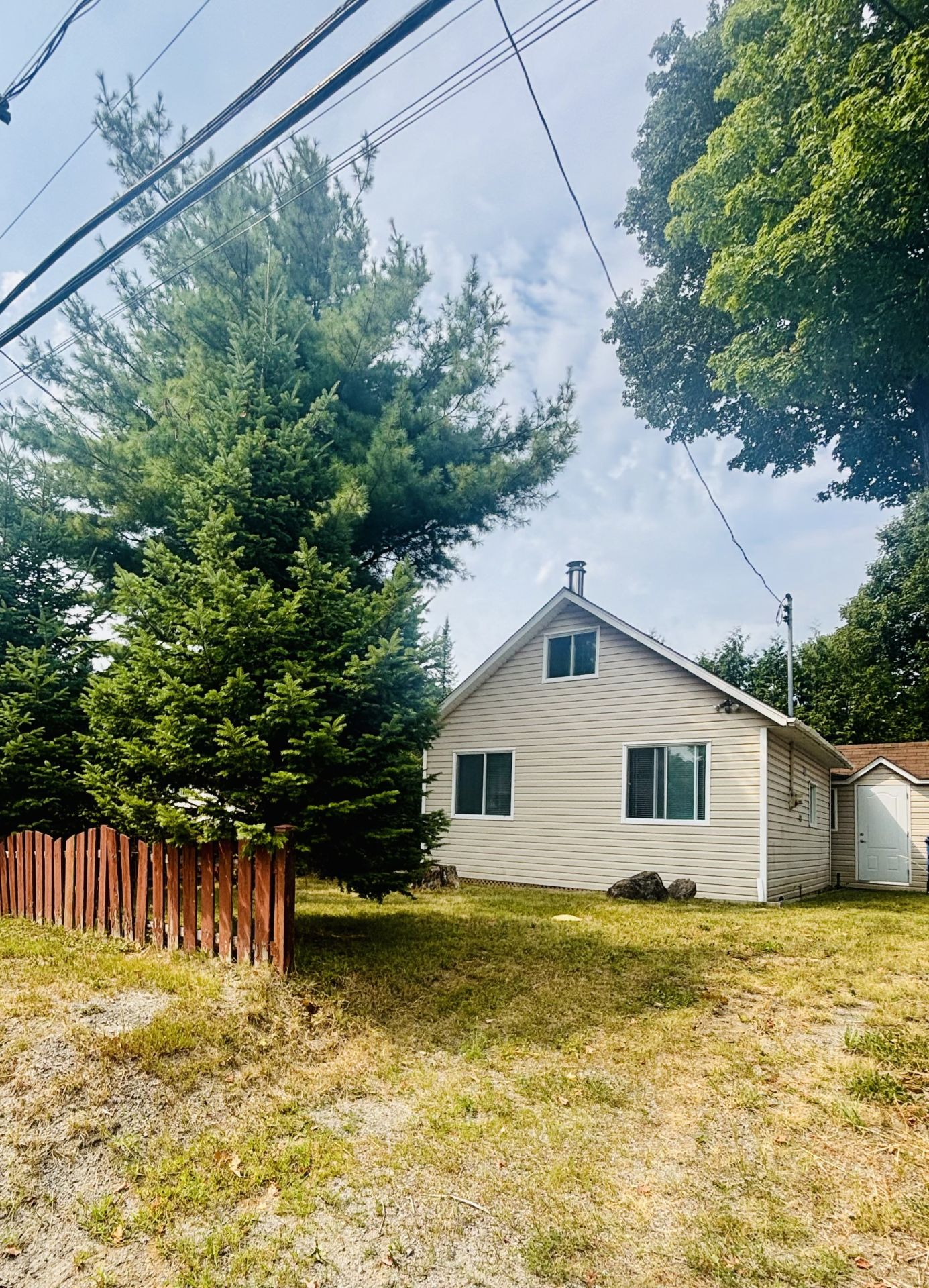 Maison à un étage et demi à vendre: 684 du Lac-Bleu