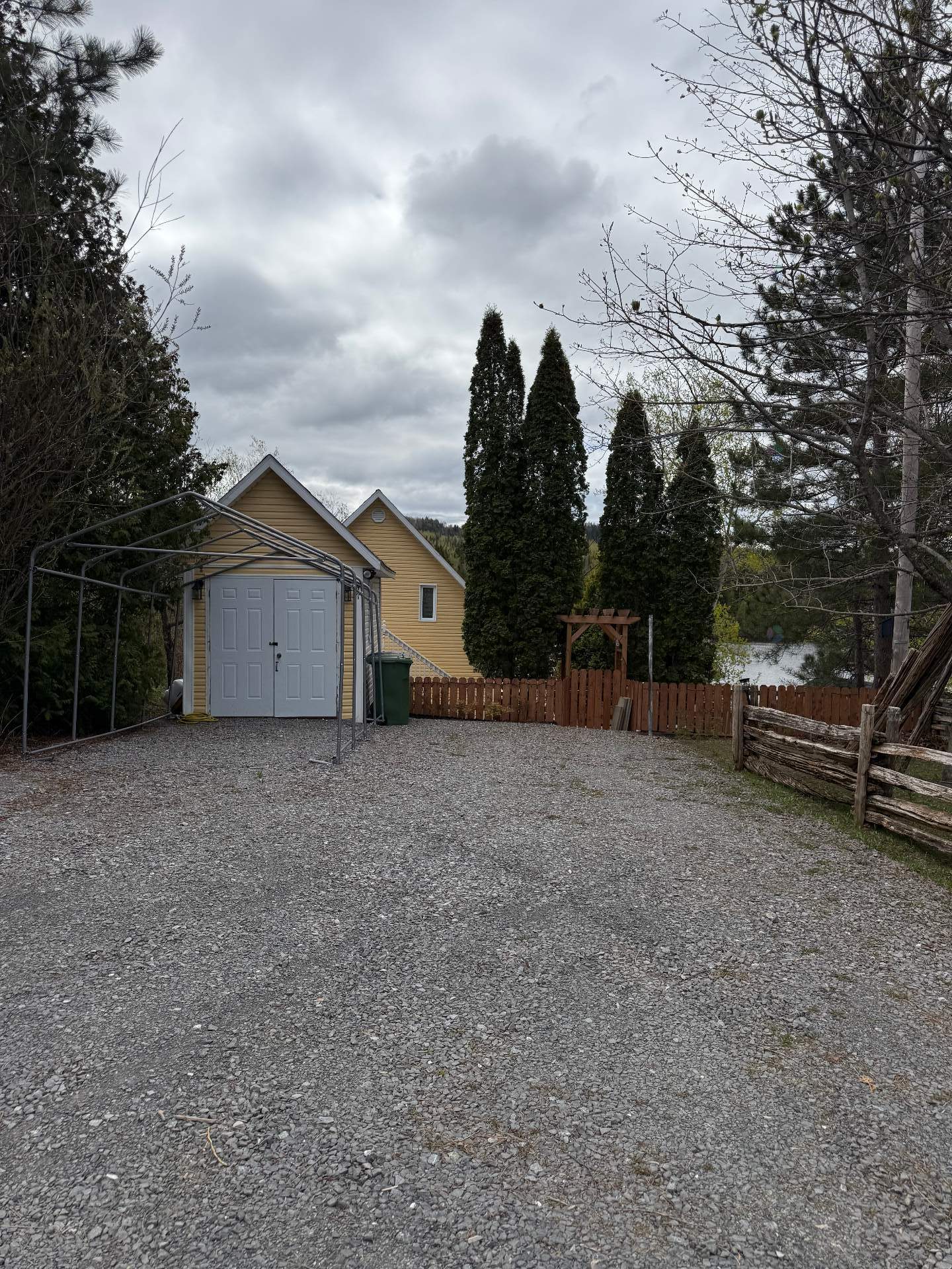47 Ch. du Lac-Minouche N. — photo 3