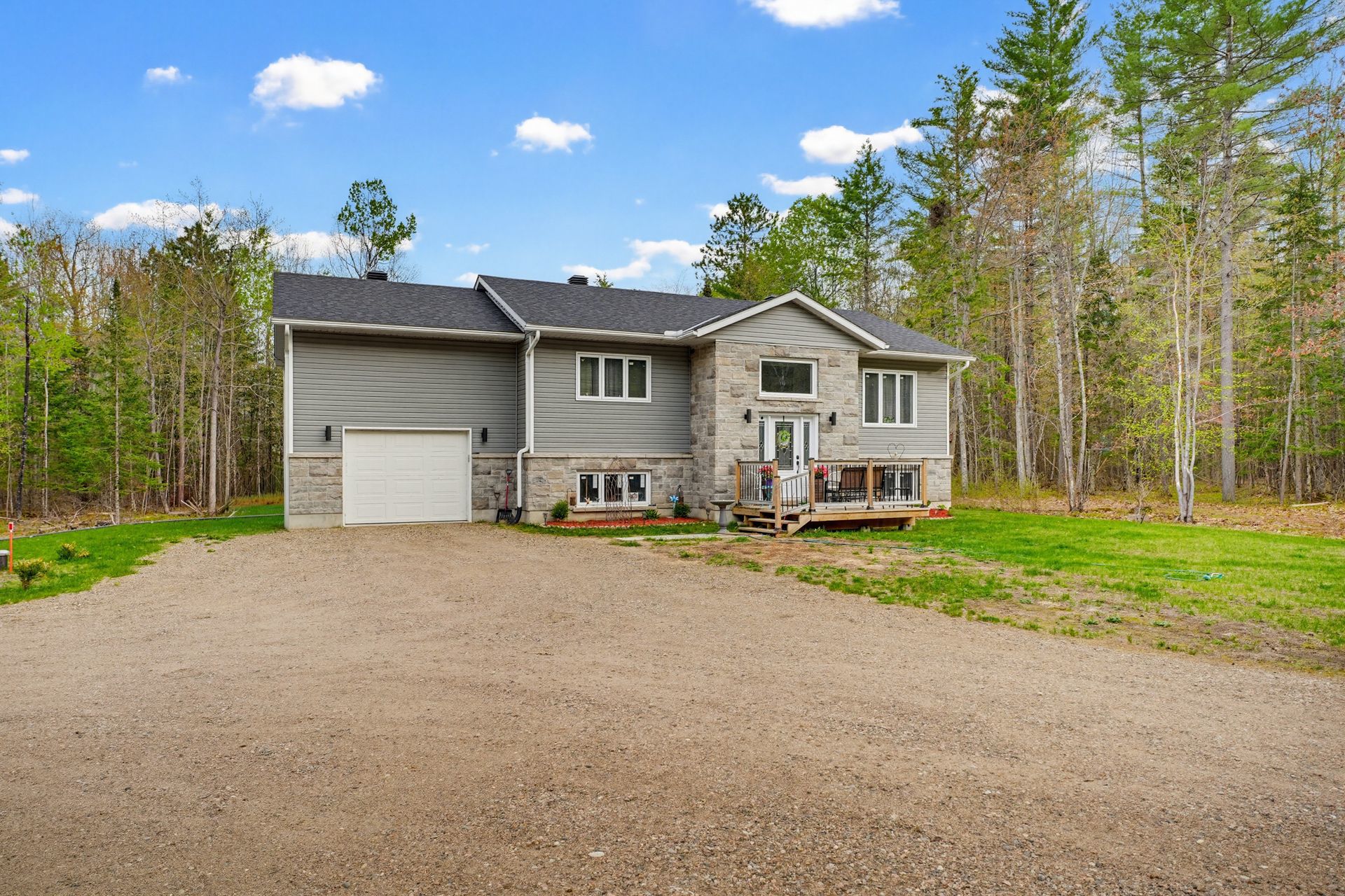 496 Ch. Cottage — photo 3