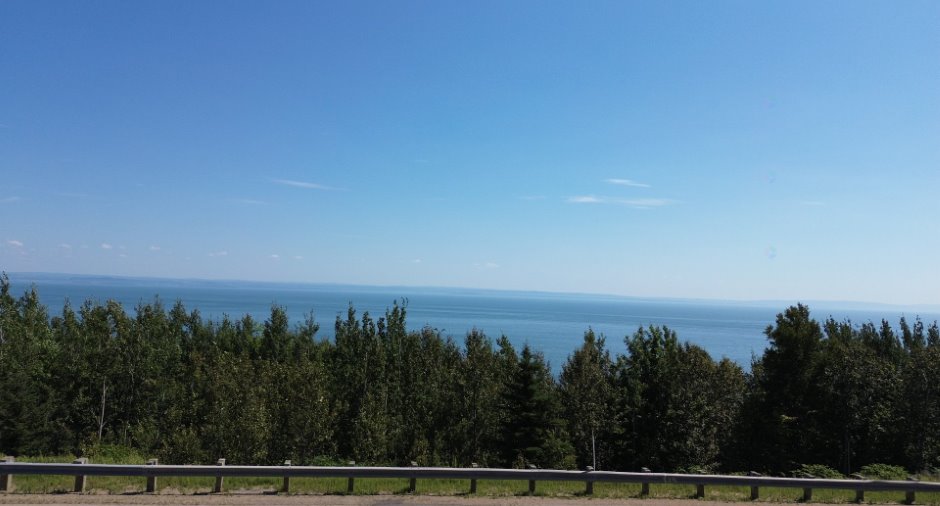 Vue sur l'eau