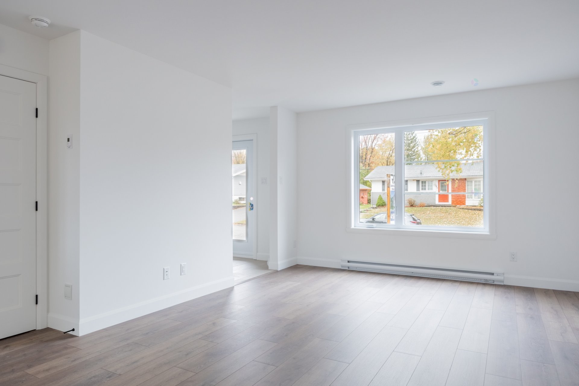1381 Rue Helena — photo 3