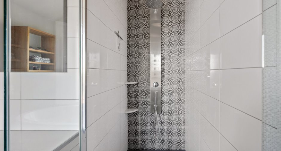 Salle de bains attenante à la CCP