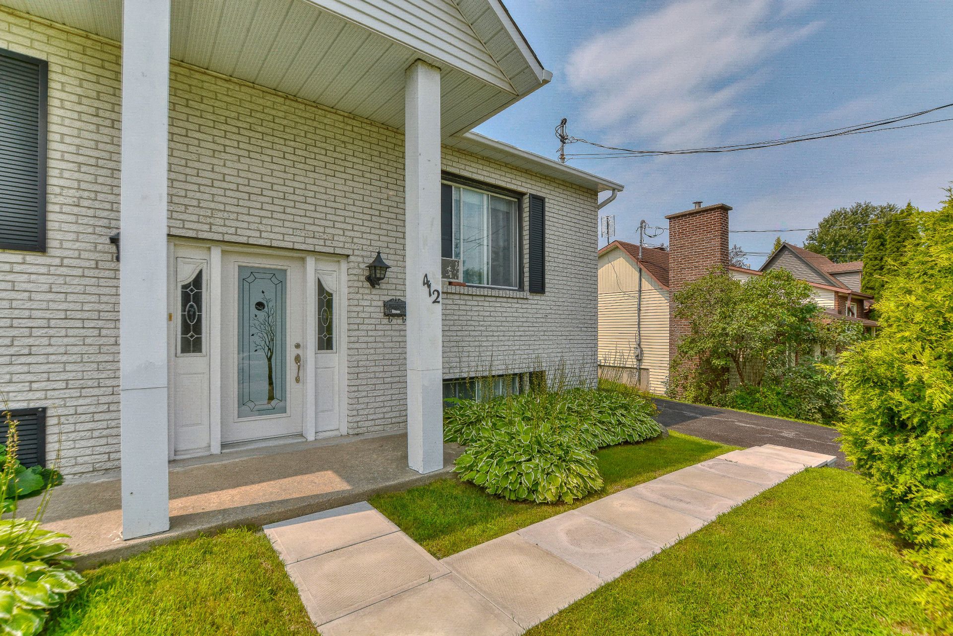 412 26e Avenue — photo 2