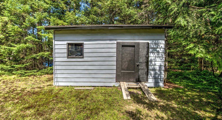 Shed