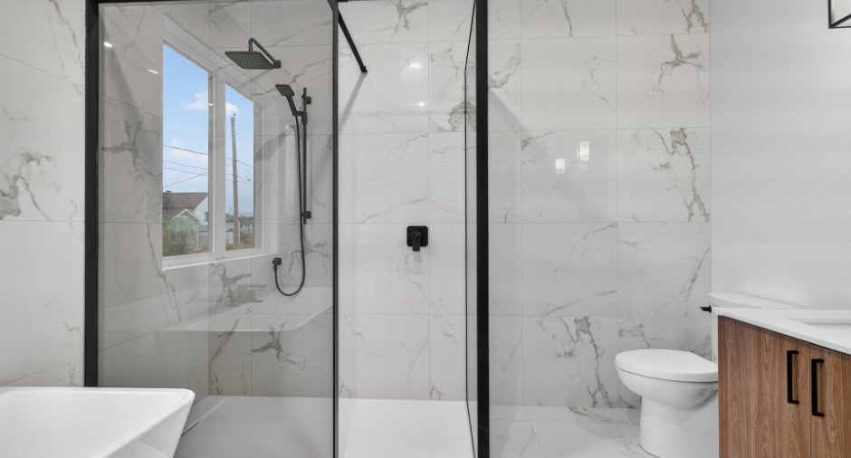 Salle de bains attenante à la CCP