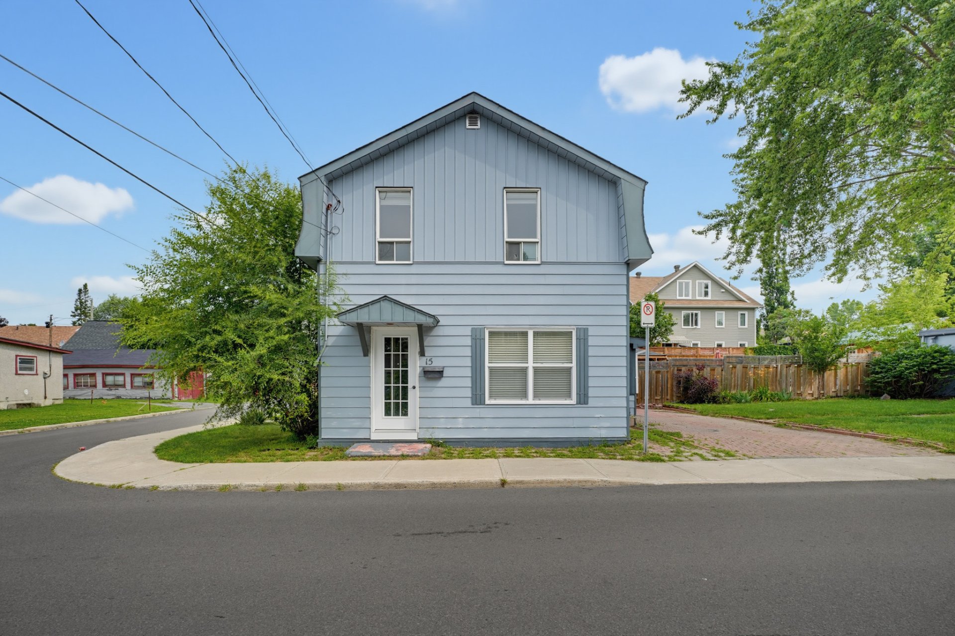 15 Rue Brook — photo 1