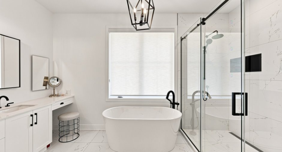 Ensuite bathroom