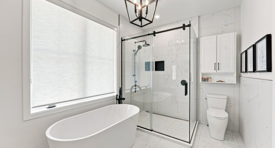 Ensuite bathroom
