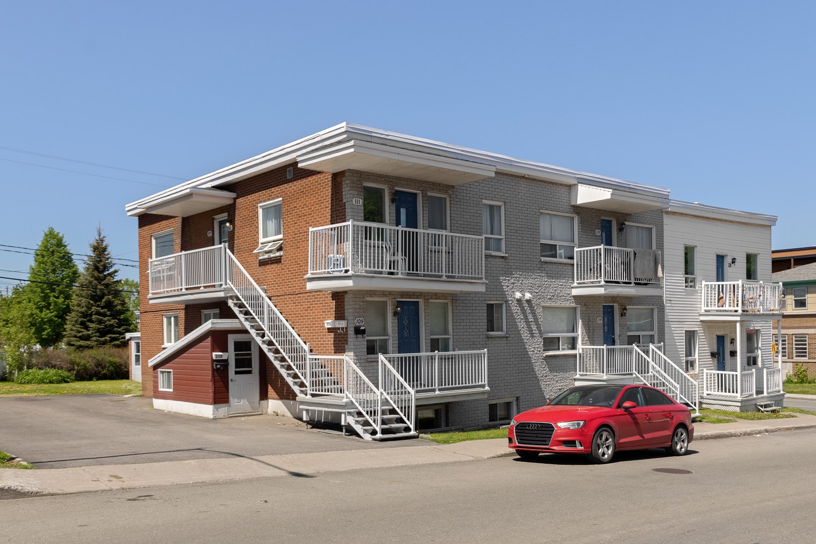 109-115 Av. Plante — photo 1