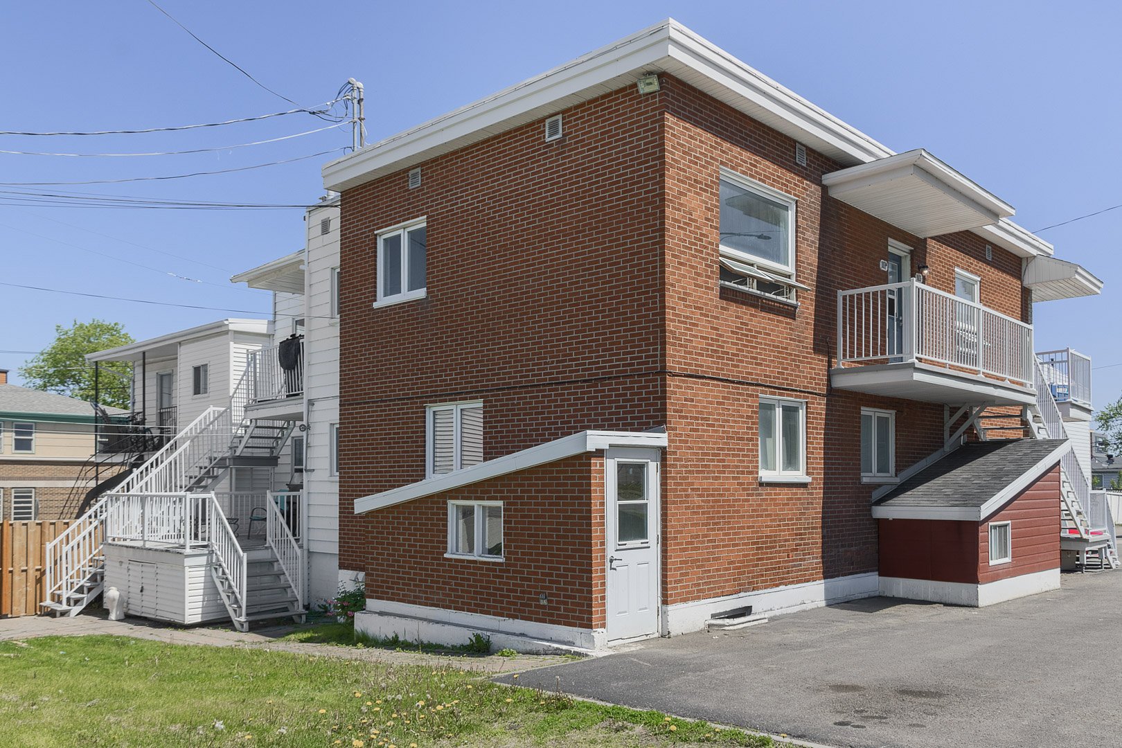 109-115 Av. Plante — photo 3