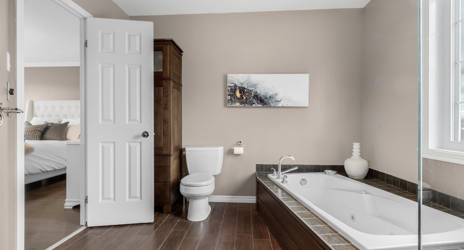 Salle de bains attenante à la CCP