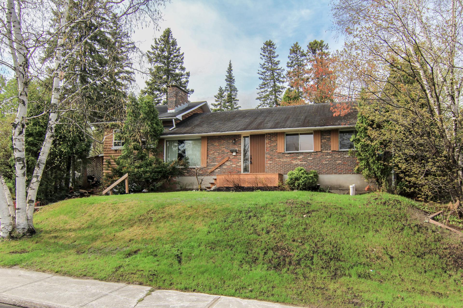 2107 Rue Mousseau — photo 1