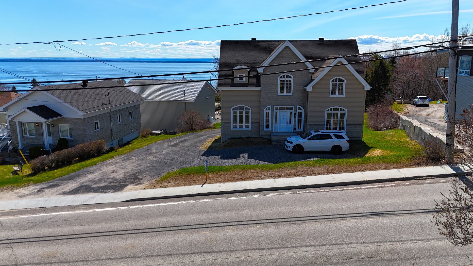 429 Rue St-Laurent — photo 1