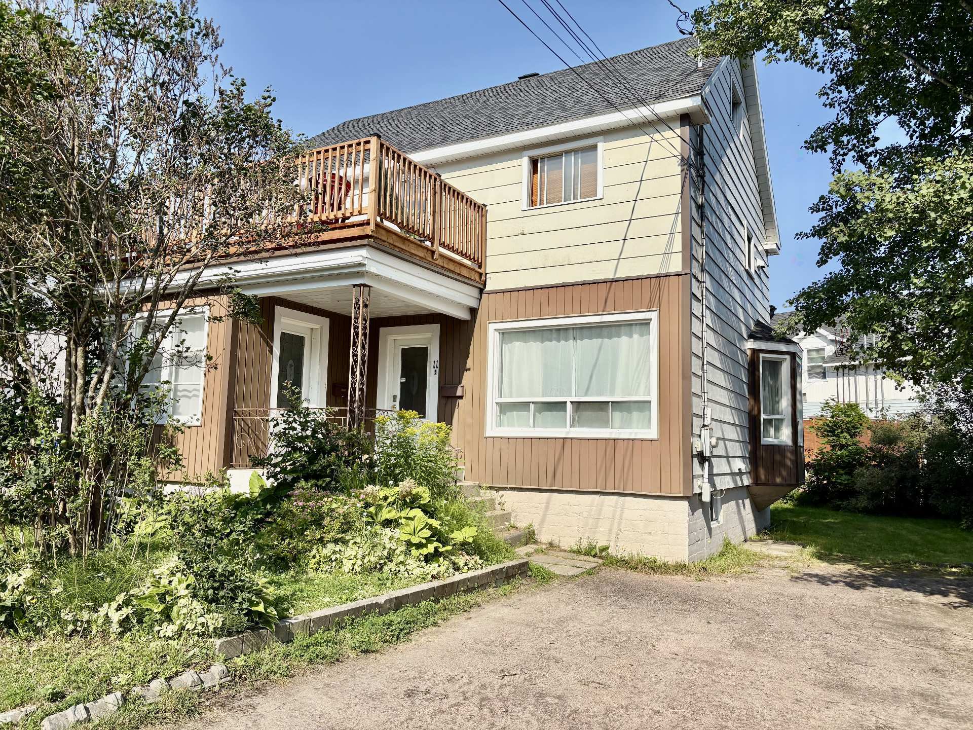 11 Av. Frontenac — photo 2