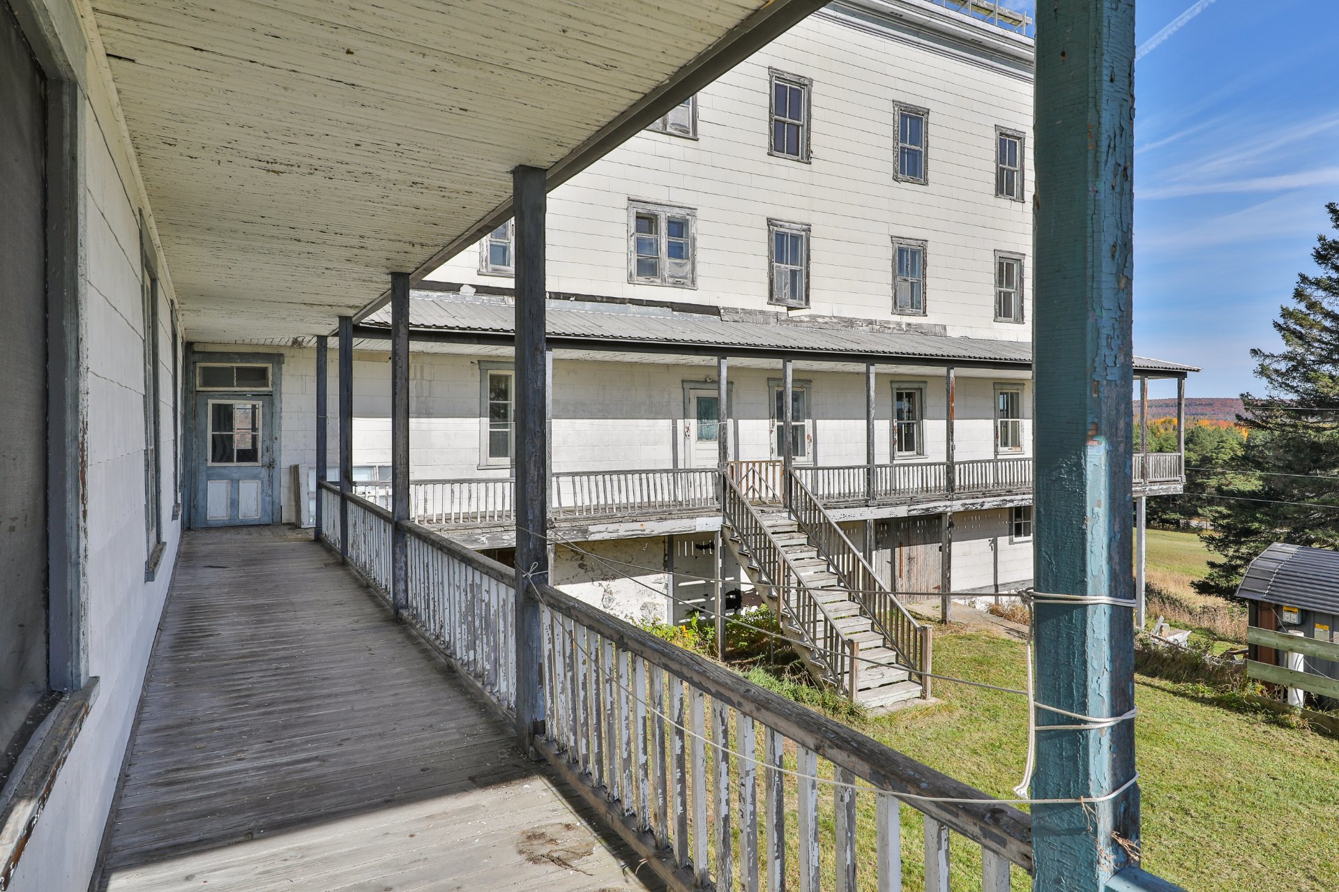 236 Rue St-Ignace — photo 3