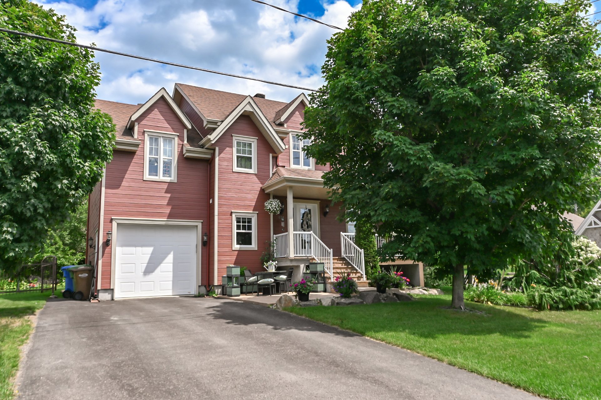 684 Rue du Clos-des-Mûres — photo 1