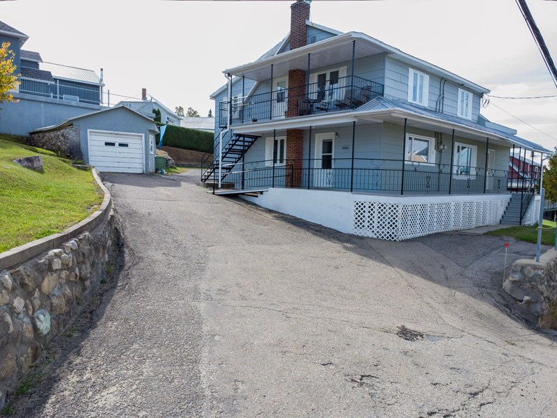 Triplex à vendre à Notre-Dame-des-Monts — 61 - 63, Rue Notre-Dame