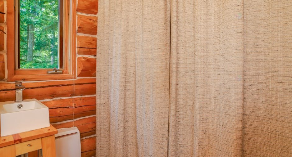 Salle de bains attenante à la CCP