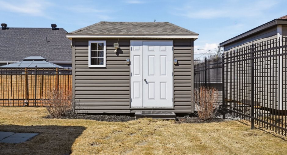 Shed