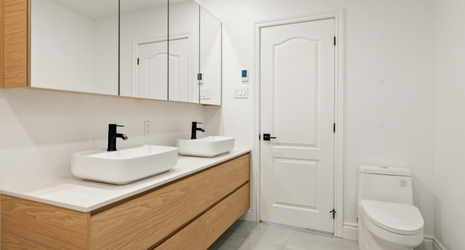 Salle de bains attenante à la CCP