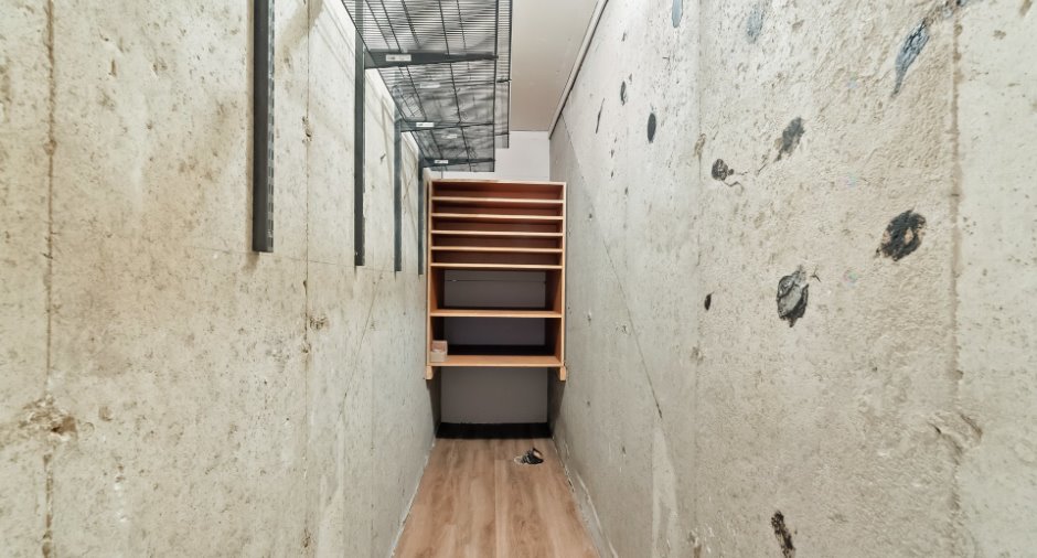 Cave/ chambre froide