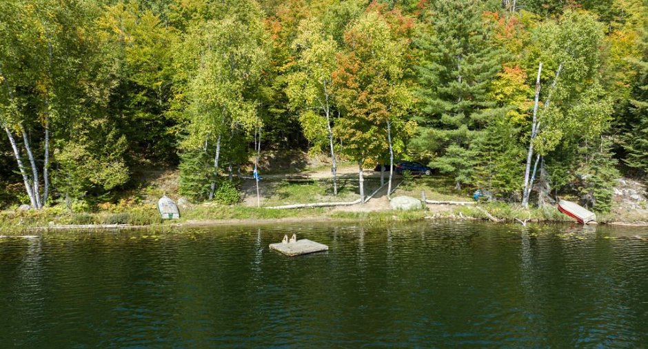 Accès au plan d'eau
