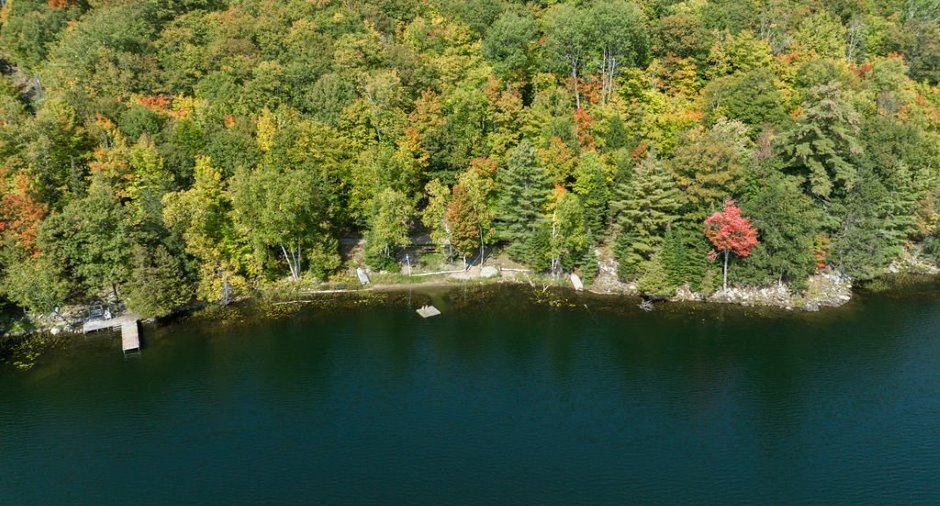 Accès au plan d'eau
