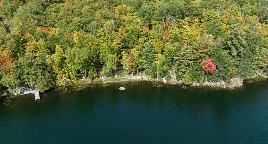 Accès au plan d'eau