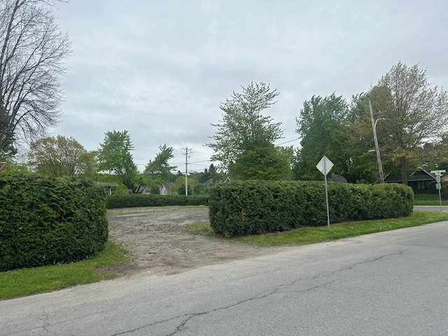 Vacant lot for sale, Victoriaville