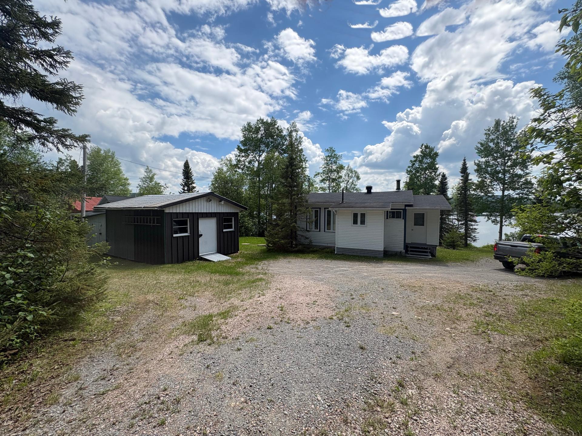 492 Ch. du Lac-Rond — photo 1