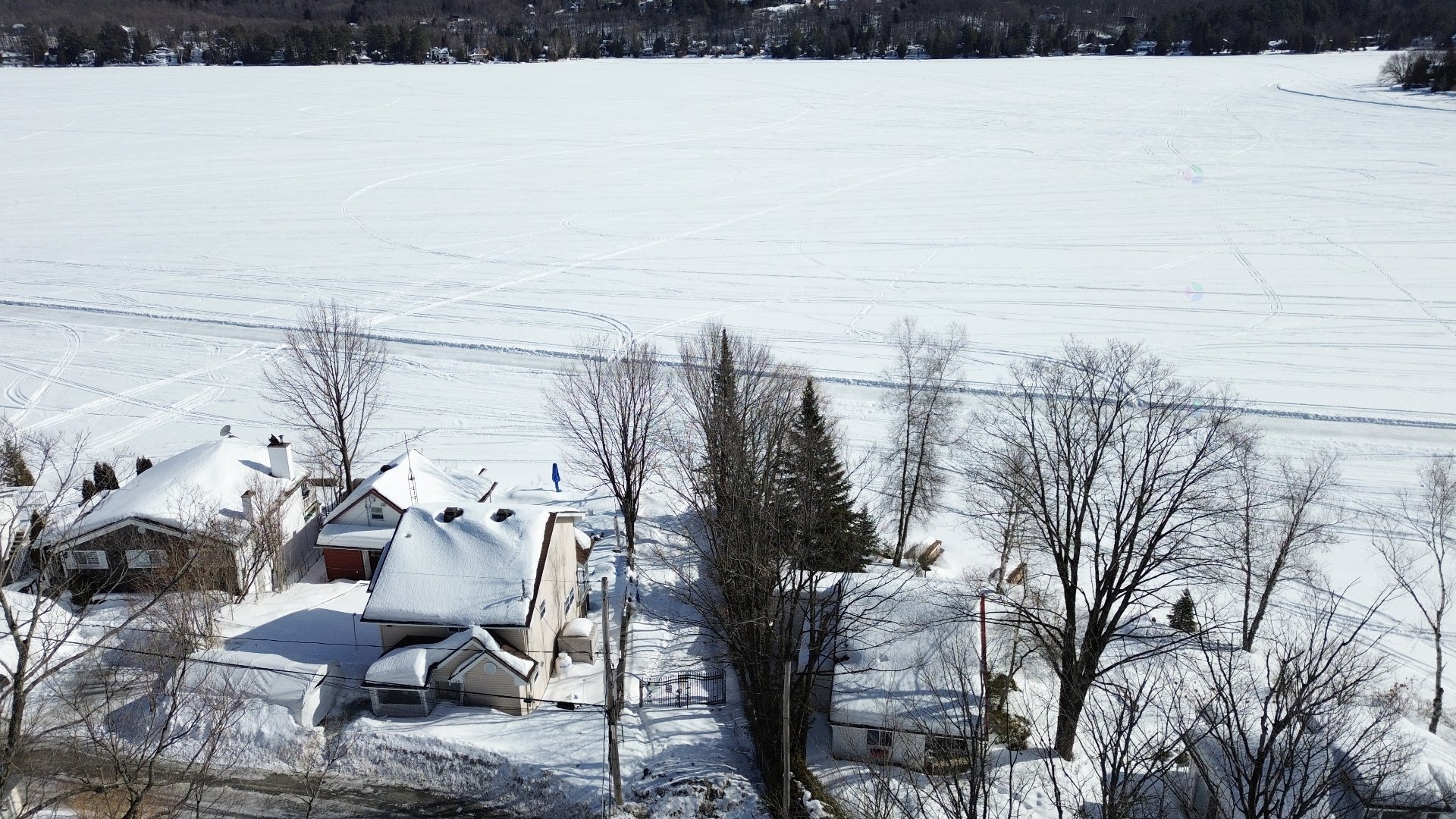 Accès au plan d'eau