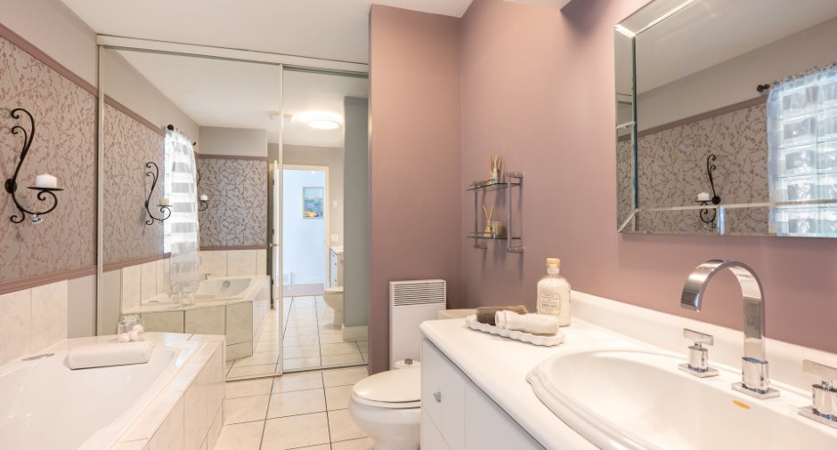 Salle de bains attenante à la CCP