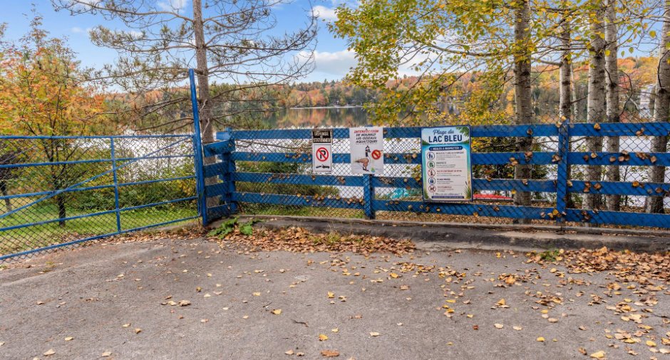 Accès au plan d'eau