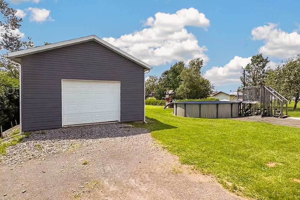 1573 Av. Principale — photo 2
