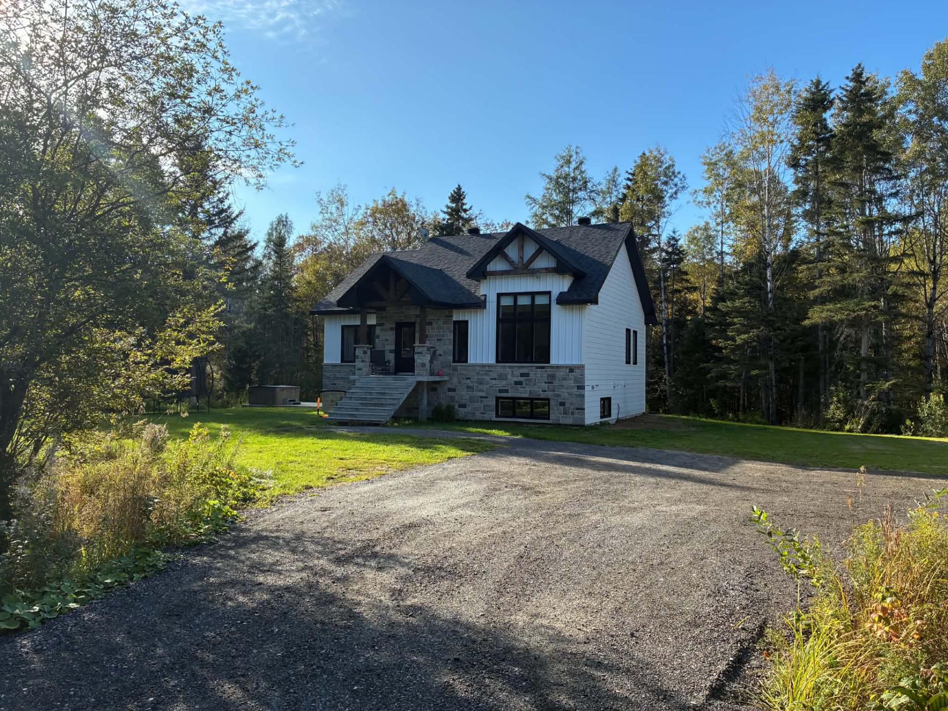 1533 Ch. du Ruisseau — photo 1
