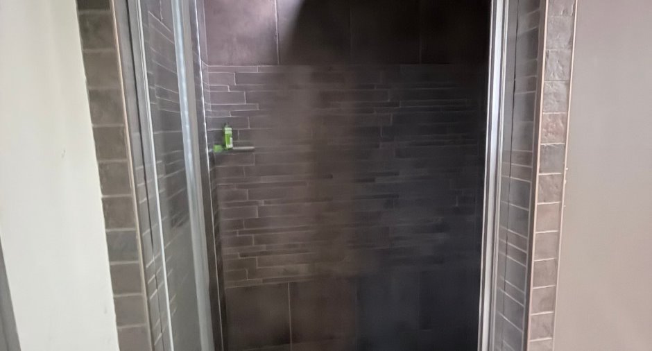 Salle de bains attenante à la CCP
