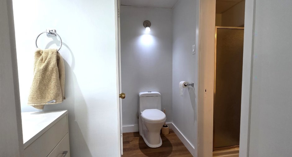 Salle de bains attenante à la CCP