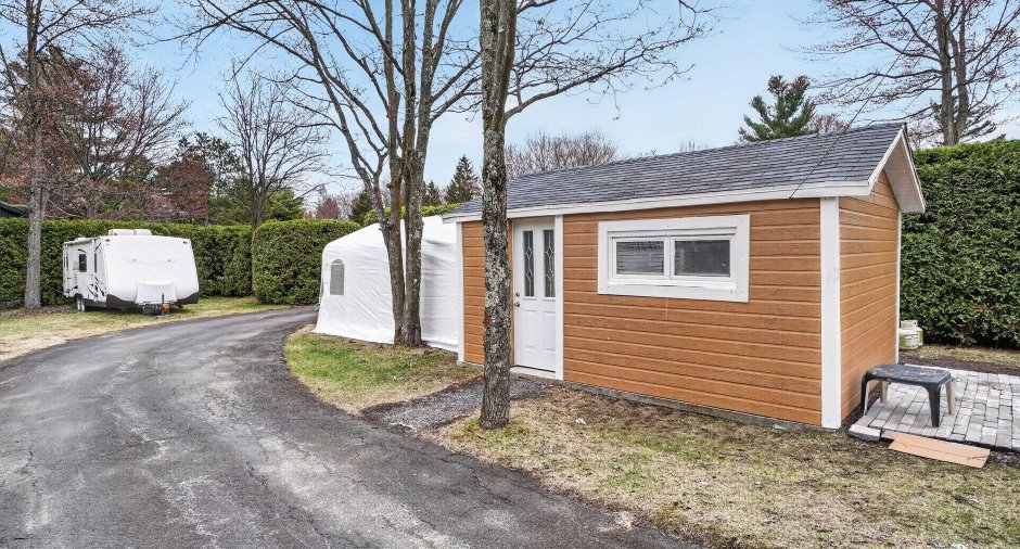 Shed