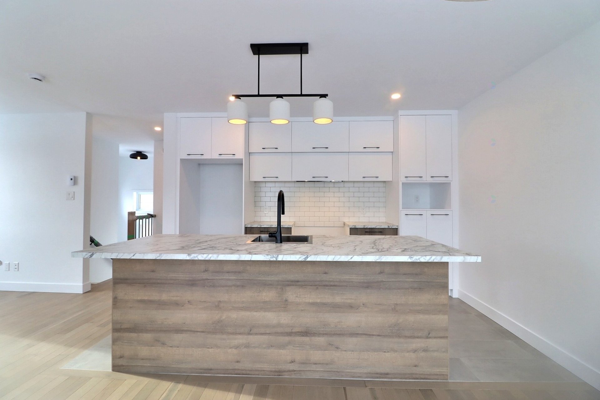 302 Rue Caron — photo 3