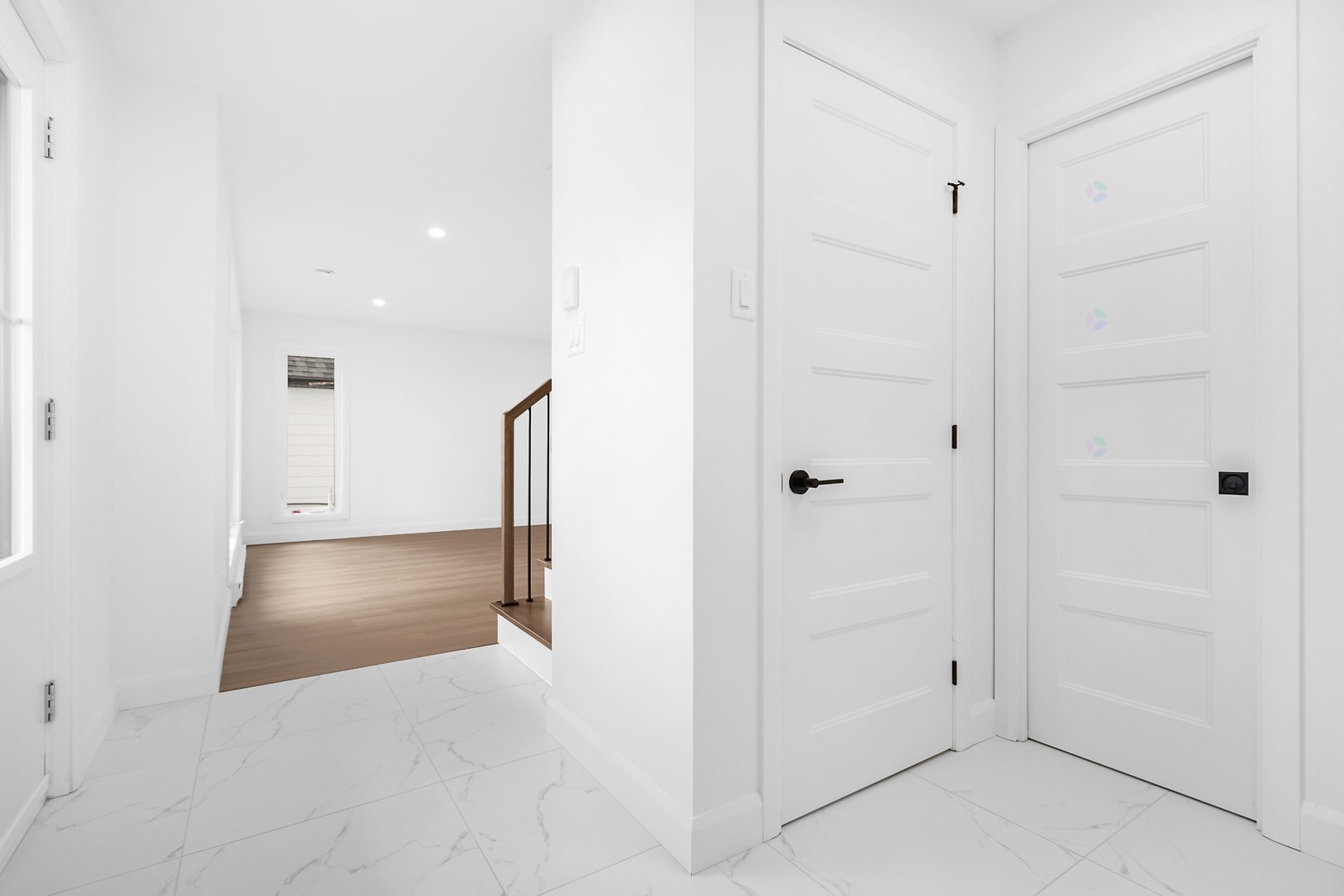 541 Rue Fontainebleau — photo 3