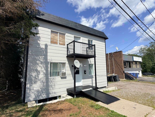 729-731 Carré Laurier — photo 3