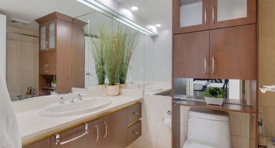 Ensuite bathroom