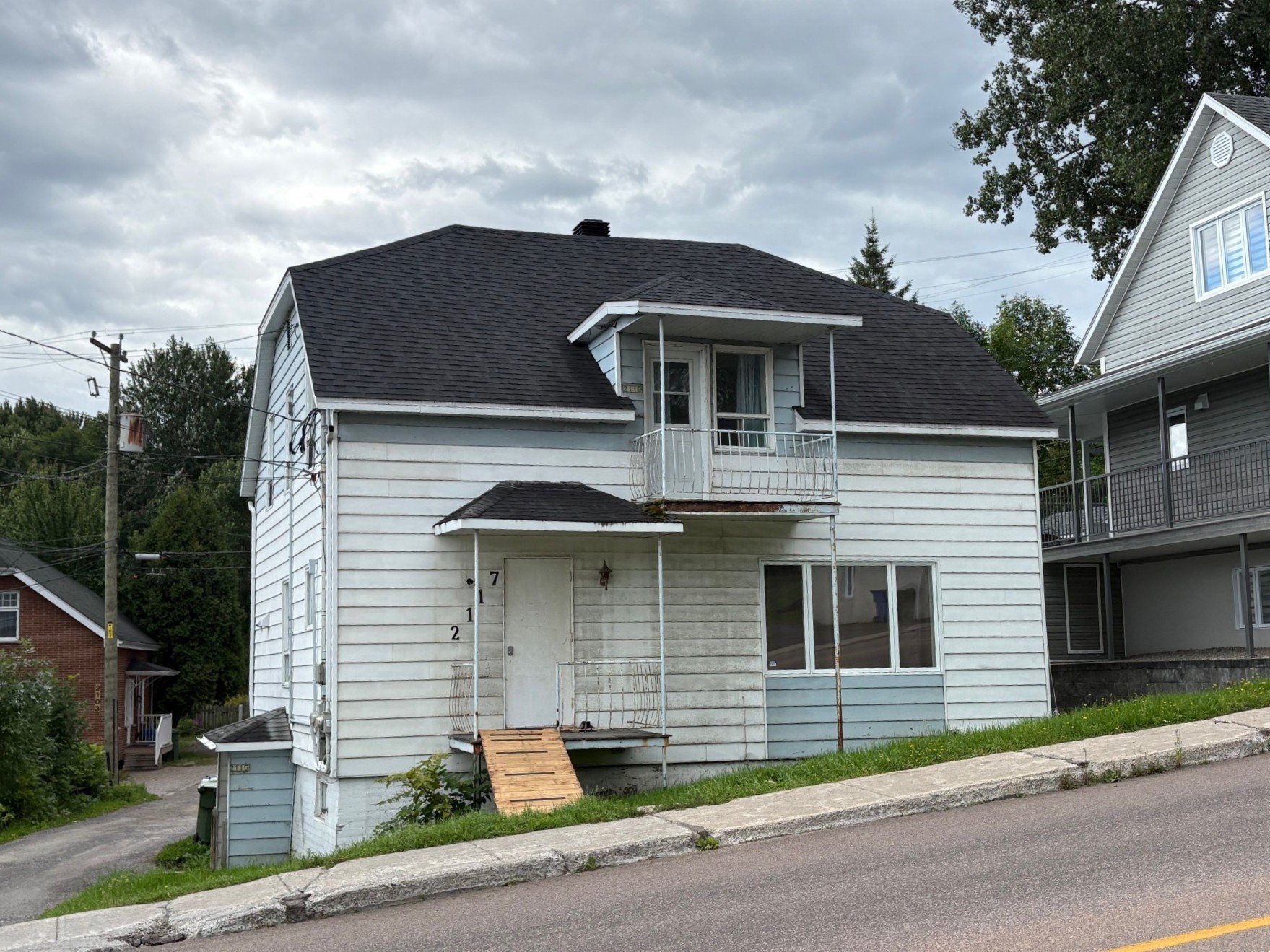 2115-2119 Rue St-Dominique — photo 1