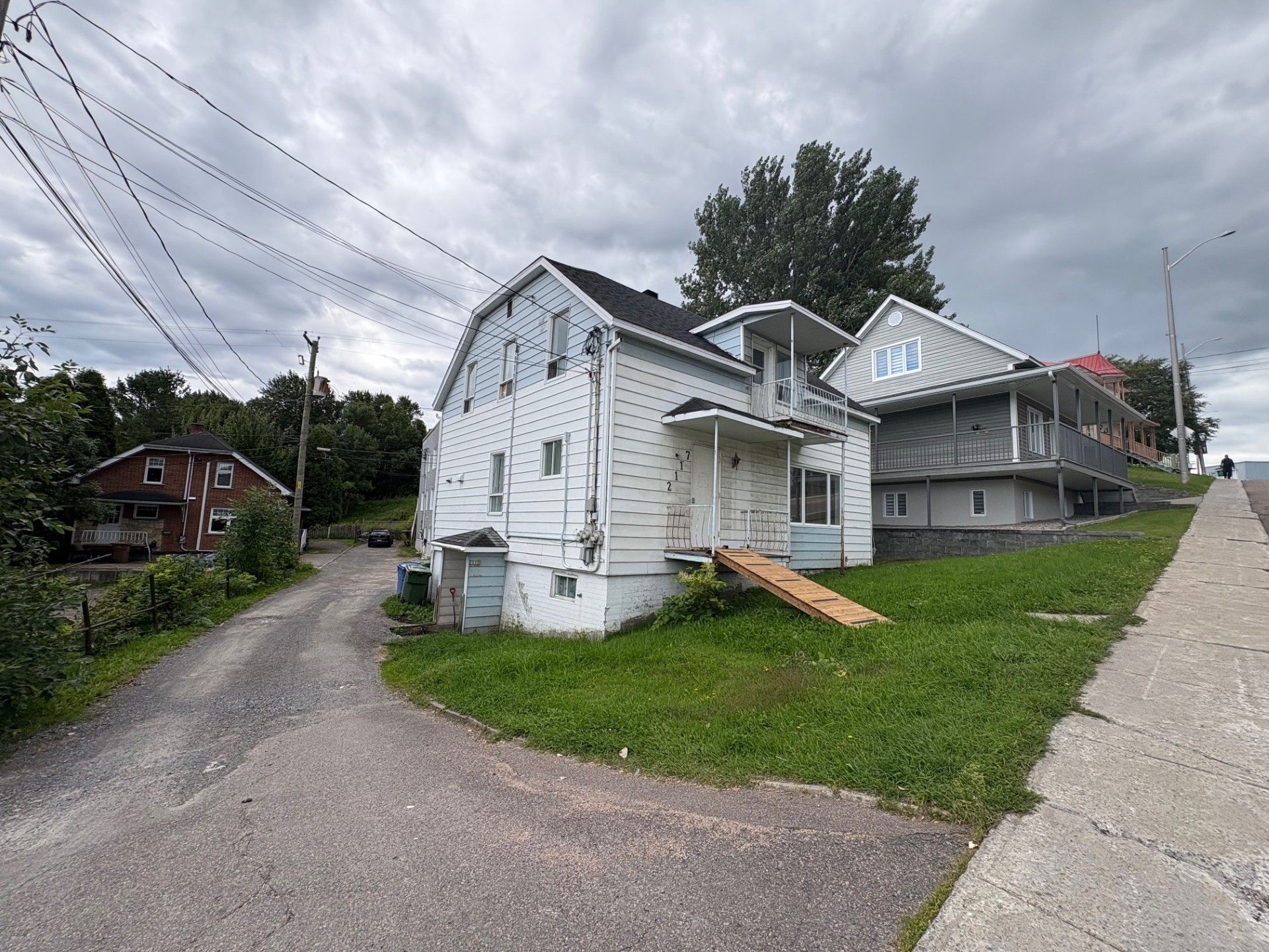 2115-2119 Rue St-Dominique — photo 2