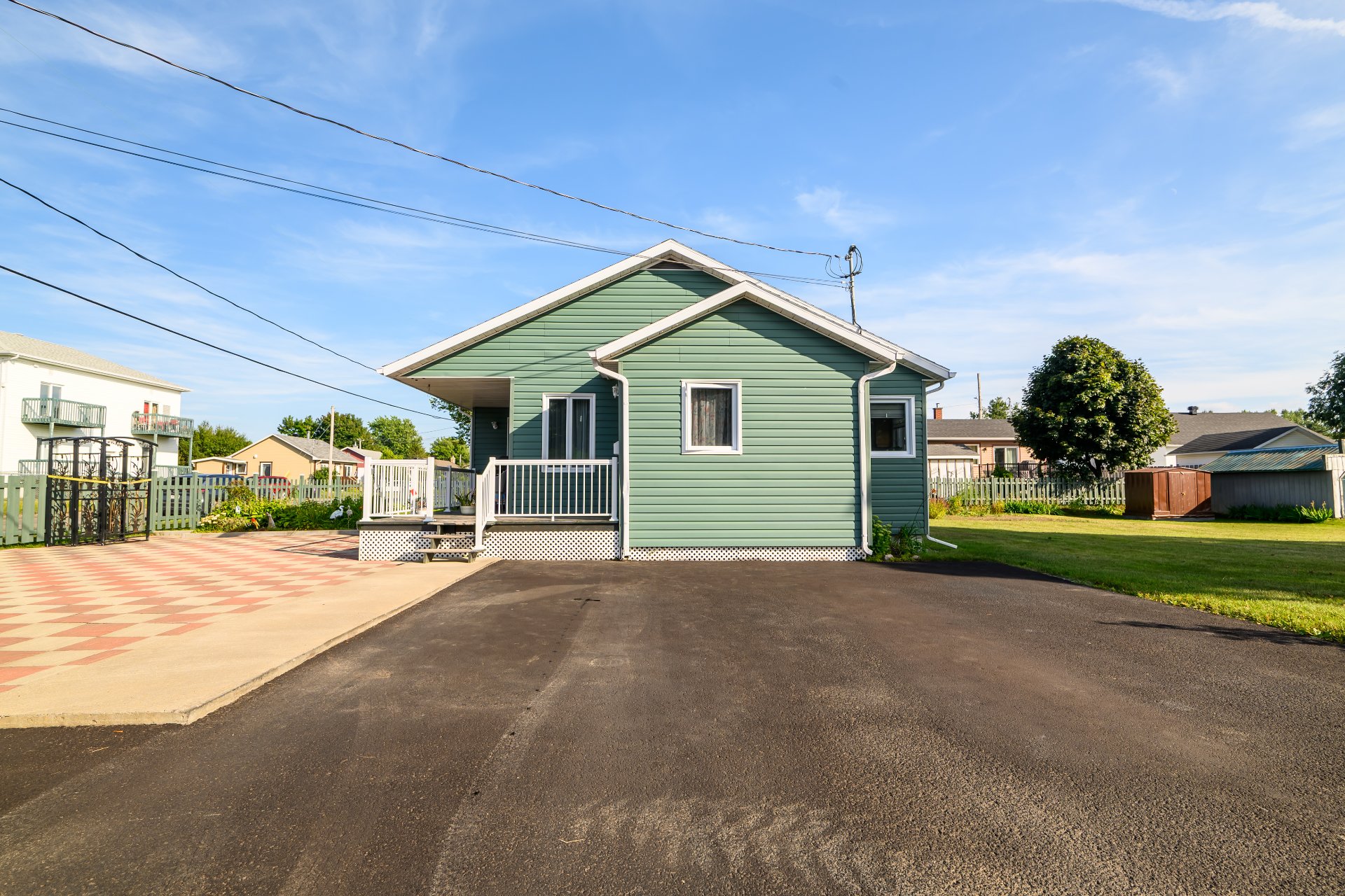 1410 Rue St-Thomas — photo 3