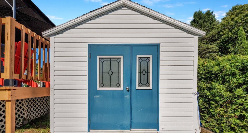 Shed