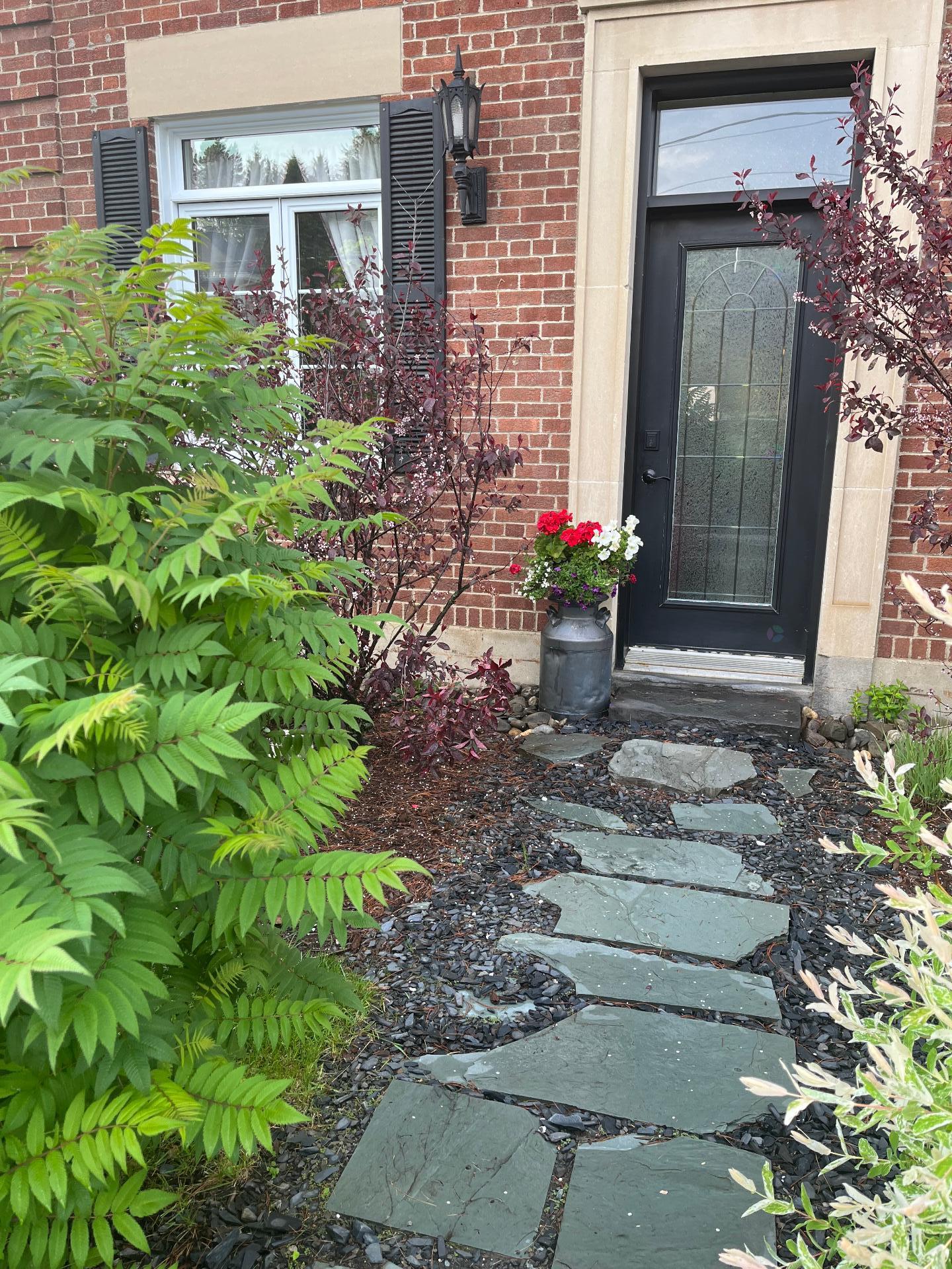 596 Rue Main — photo 2