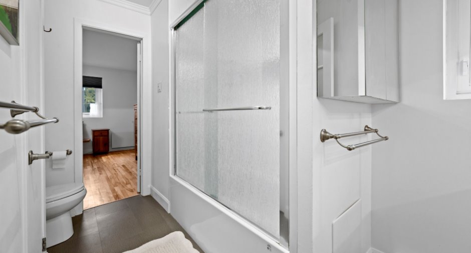 Salle de bains attenante à la CCP