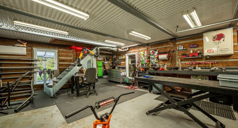 Garage