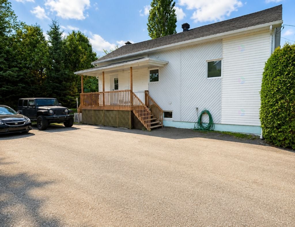 340 Rue Potvin N. — photo 1